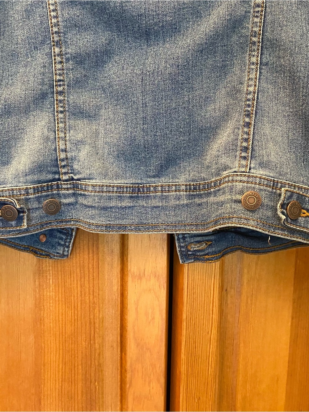 Old Navy Medium Wash Denim Jacket - Picture 6 of 9